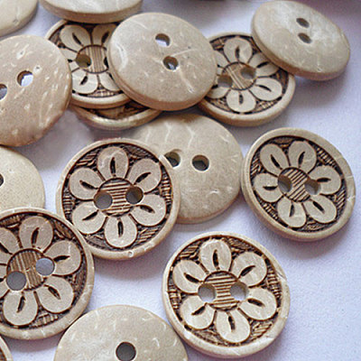 Vintage 2-Hole Coconut Buttons NNA0YXN-1