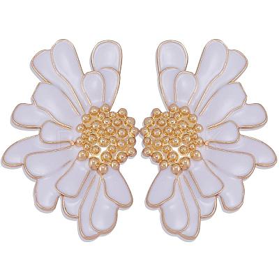 Vintage Flower Stud Earrings for Women JE1095E-1