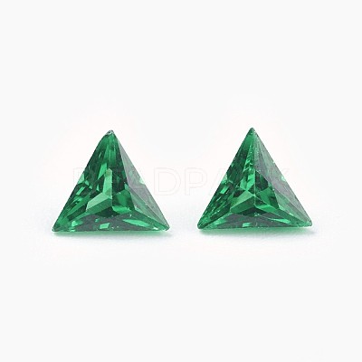 Cubic Zirconia Pointed Back Cabochons ZIRC-WH0001-A07-1