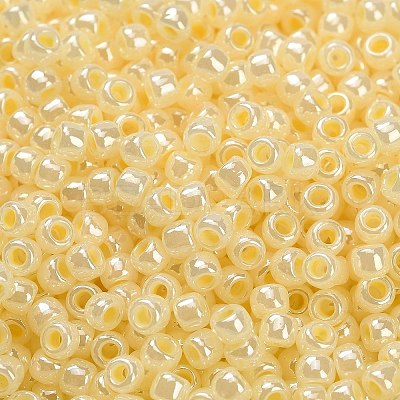TOHO 8/0 Round Beads SEED-XTR08-0142-1
