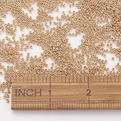 TOHO 11/0 Round Beads SEED-K008-2mm-PF551-1