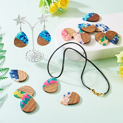 16Pcs 8 Colors Resin and Walnut Pendants RESI-TA0003-95-1