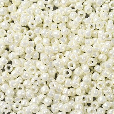 TOHO 8/0 Round Beads SEED-TR08-0122-1