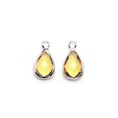 Faceted Glass Pendants FIND-WH0097-40K-1