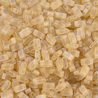 MIYUKI Half TILA Beads SEED-X0054-HTL132FR-1