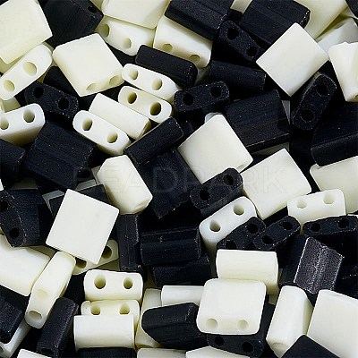 300Pcs 2 Colors 2-Hole Opaque Glass Seed Beads SEED-AR0001-30-1